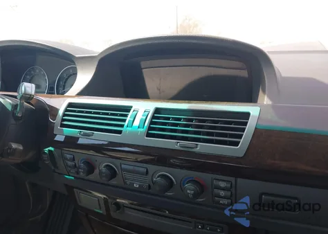 2004 BMW 745Li из США, поврежденный, VIN WBAGN63534DS55828